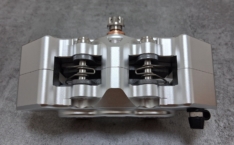 Etrier de frein Arrière 6 pistons “Silver Edition” Yamaha 350 Banshee avec Durite