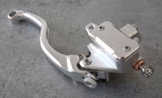 Maître-Cylindre de frein Avant radial “Silver Edition” 19 mm